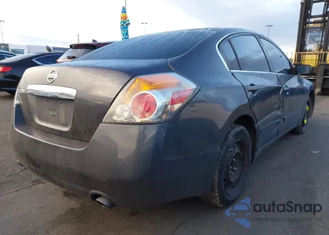 2010 Nissan Altima 2.5 z USA, uszkodzony, nr VIN 1N4AL2AP1AN531415